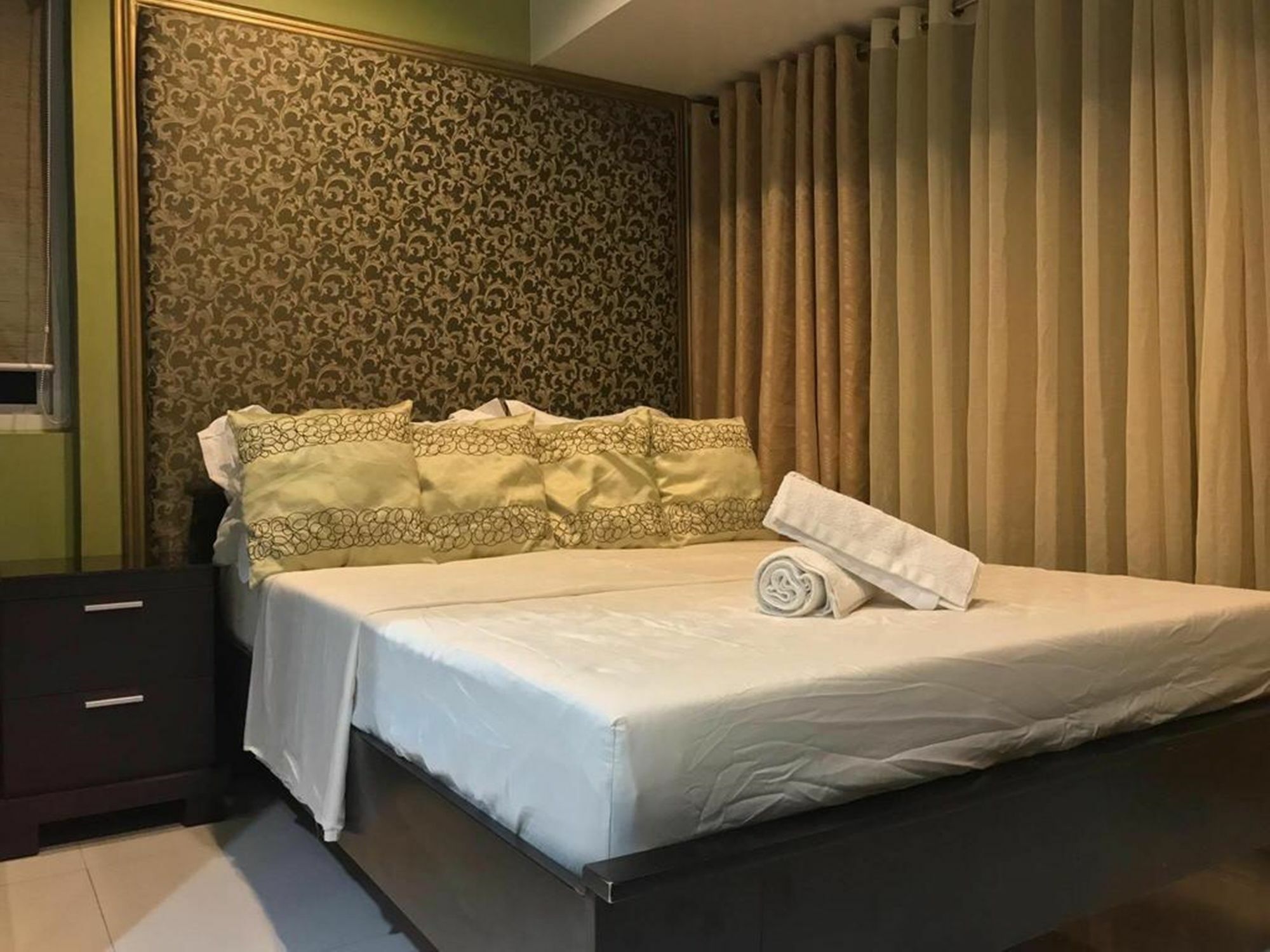 Go-Stay @ South Of Market Taguig Eksteriør bilde